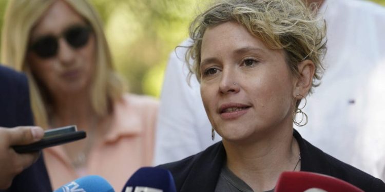 HDZ-ov gradonačelnik iz Dalmacije se “okomio” na Kekine i ljevicu: “Uz pjesme Hladnog piva bore se za, kako kažu, malog čovjeka…”