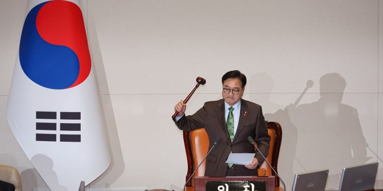 JUŽNA KOREJA Parlament opozvao predsjednika, na potezu je Ustavni sud | NACIONAL.HR