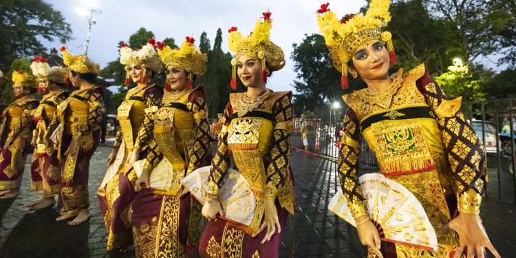 OTKUCALA PONOĆ Diljem Azije proslavljen ulazak u 2025. godinu, Xi Jinping poslao poruku | NACIONAL.HR