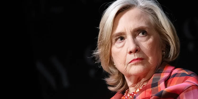 Hillary Clinton kaže da republikanci primaju naredbe od ‘najbogatijeg čovjeka na svijetu’ da zatvore vladu