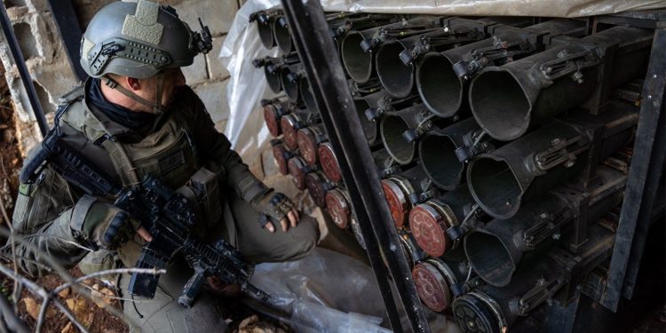 IDF pronašao Hezbollahovo skladište oružja u podzemnom tunelu: video