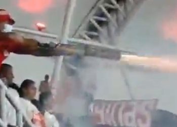 Ispalite rakete na policiju: to je lov na navijače