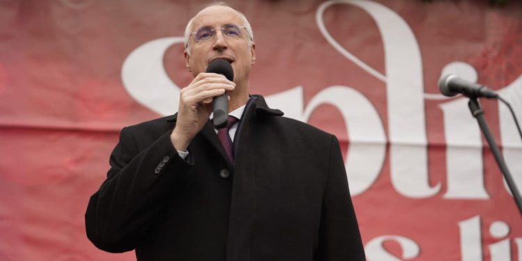 Ivica Puljak čestitao Božić: “Neka nas zajedništvo okuplja, a različitost obogaćuje”