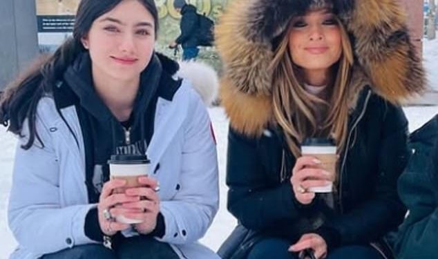 Jennifer Lopez (55) ima mini-ja rođaka (16), ali to nije njezino dijete Emme