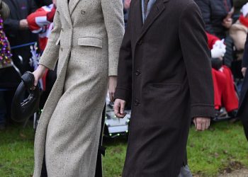 Jesmo li spremni za kraljevske zaruke u novoj godini? Kralj Charles dopušta članu obitelji da povede djevojku u Sandringham tijekom Božića nakon što su promijenjena pravila za Meghan i Harryja