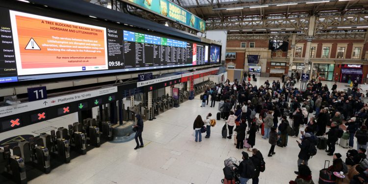 Još jedna velika europska država u problemu: Svi važni poslodavci predviđaju oštar pad