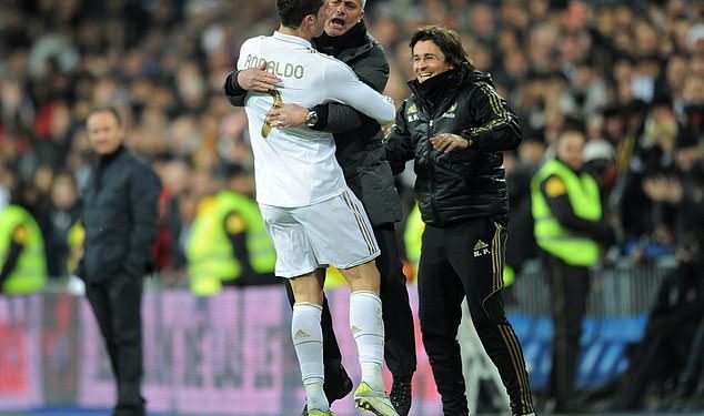 Jose Mourinho prekida šutnju o potencijalnom ponovnom okupljanju Cristiana Ronalda u Fenerbahceu – s ugovorom zvijezde Al-Nassra idućeg ljeta