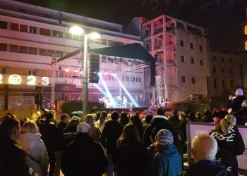 Jurica Pađen i Aerodrom, Ljuta kuća i Dječji doček Nove godine u Sinju