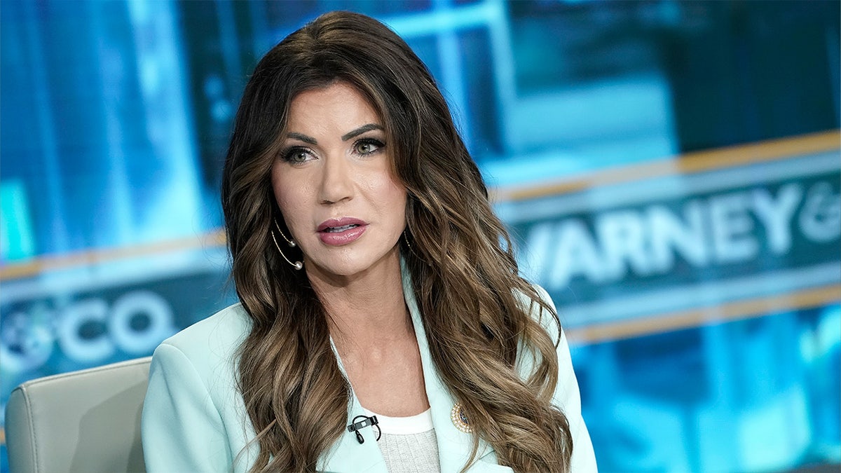 Guvernerka Južne Dakote, Kristi Noem