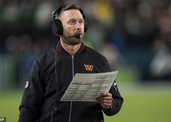 Kliff Kingsbury iz Commandersa preuzima mjesto glavnog trenera Chicago Bearsa nakon što je Matt Eberflus dobio otkaz