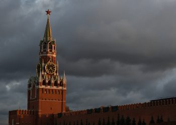 Kremlj komentirao navodno odbijanje norveškog broda da pomogne ruskim mornarima u nevolji — RT Rusija i bivši Sovjetski Savez