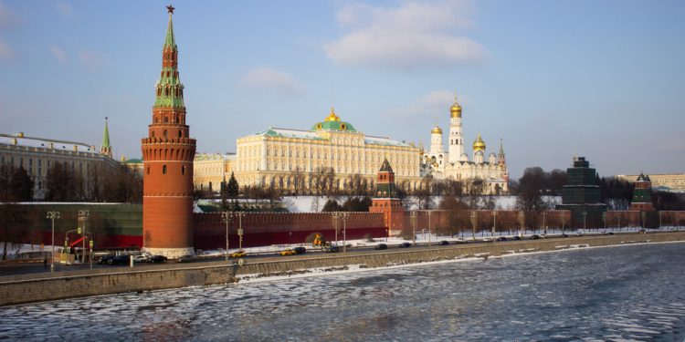 Kremlj reagira na Trumpov stav o dalekometnim udarima na Rusiju — RT Rusija i bivši Sovjetski Savez