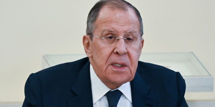 Lavrov kritikuje ‘fantazije’ o zapadnim trupama u Ukrajini — RT Rusija i bivši Sovjetski Savez