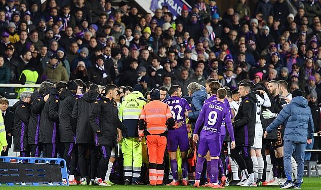 Liječnici su objavili novosti o Edoardu Boveu nakon što se zvijezda Fiorentine srušila na terenu u utakmici Serie A s Interom – kako je otkriveno ‘njegova se majka onesvijestila na tribinama’ prije nego što je odjurila u bolnicu