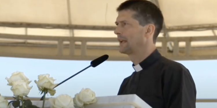 Liječnik vidio smrt franjevca u Međugorju pa postao svećenik: ‘Osjetio sam da je već u raju’