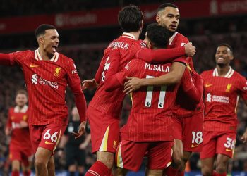 Liverpool protiv Manchester Cityja – Premier League: rezultati uživo, vijesti o momčadi i novosti dok se šampioni Pepa Guardiole OPET upucaju u nogu dok Mo Salah udvostručuje vodstvo Redsa iz jedanaesterca