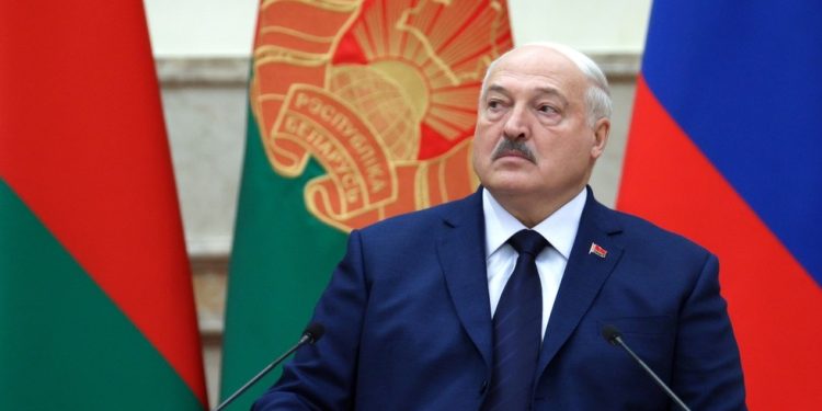 Lukašenko otkriva detalje o Orešnicima u Bjelorusiji — RT Rusija i bivši Sovjetski Savez