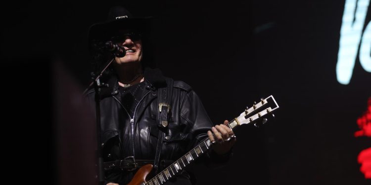 DOKTOR ZA R’N’R Miliću Vukašinoviću amputirana noga: ‘Neće me ovo ubiti u pojam’ | NACIONAL.HR