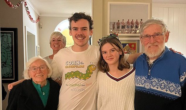 Majka Fatboya Slima preminula je na Božić dok njegov i sin Zoe Ball Woody Cook objavljuje srceparajuće obiteljske vijesti