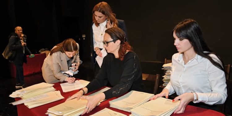 Malim i srednjim poduzetnicima, obrtnicima i poljoprivrednicima dodijeljena potpora Grada Solina