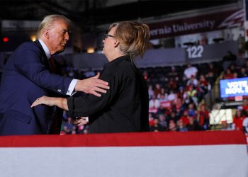 Mama Rachel Morin moli senatore da ‘čuju naše vapaje za pomoć’ u masovnim deportacijama slušajući svjedočenje