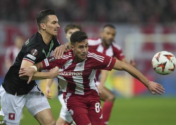 Man United ‘skaut grčkog čuda’, 17, nakon što je impresionirao za Olympiacos… s Bayern Münchenom, Juventusom i Fiorentinom ‘među ostalim zainteresiranim klubovima’