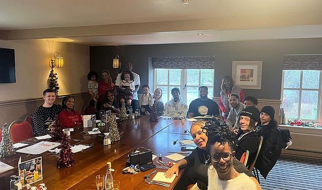 Marcus Rashford uvlači se u božićnu večeru dok slavi ‘obiteljsko vrijeme’ usred neizvjesne budućnosti u Manchester Unitedu nakon njegovog intervjua bombe