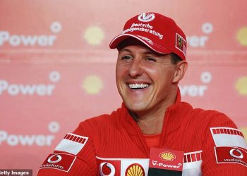 Michael Schumacher trebao bi postati djed nakon što je kći Gina objavila da je trudna… tri mjeseca nakon što se legenda Formule 1 pojavila ‘u javnosti’ na njezinom vjenčanju