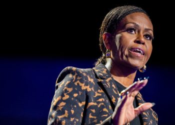 Michelle Obama izazvala je burne reakcije nakon objave videa ‘Sretni praznici’