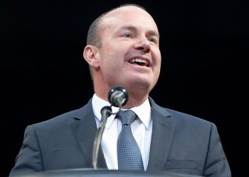 Mike Lee predviđa propast Johnsonove govorničke pozicije, poziva ‘DOGE govornika’