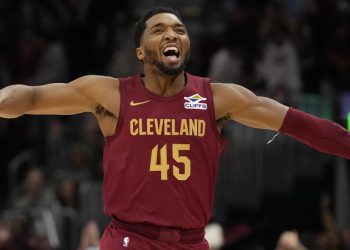 Mitchell i Cavsi asfaltiraju Boston. Wembanyama i VanVleet nezaustavljivi, Spursi i Rocketsi pobjeđuju