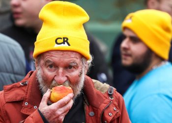 Može li se megatrgovinski ugovor koji će utjecati na živote 800 milijuna ljudi spriječiti? ‘Mi vas hranimo, pokažite poštovanje’