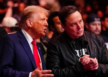 Musk podupire ideju da bi Trump ‘trebao moći otpustiti’ bilo kojeg dužnosnika — RT World News
