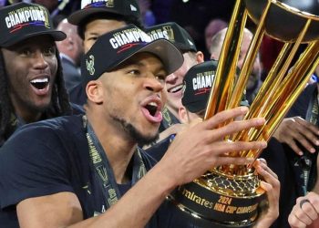 NBA kup Mliwaukee Bucks: Thunder travolti