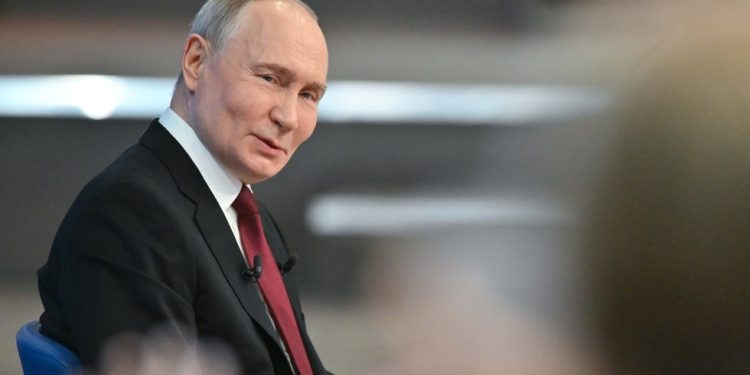 Najneočekivanije stvari koje su Putinu postavljene tijekom sesije pitanja i odgovora — RT Rusija i bivši Sovjetski Savez