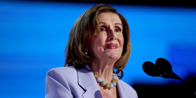 Nancy Pelosi dobila zamjenski kuk nakon nesreće — RT World News
