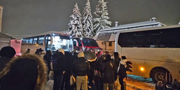 Nastavnica učenika iz Knina koji su jučer bili u vlaku u snijegu: “Djeca su bila dobro, u toplome, nisu bila gladna ni žedna”