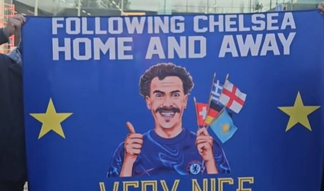 Navijačima Chelseaja policija je u Kazahstanu oduzela zastavu Borata uoči pobjede nad Astanom od 3-1