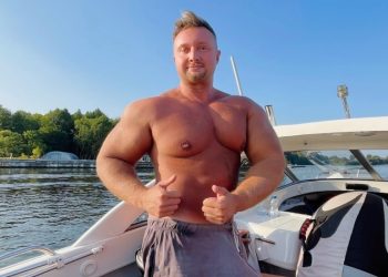 Navodni ruski organizator ‘gay turneje’ pronađen mrtav u zatvorskoj ćeliji — RT Rusija i bivši Sovjetski Savez