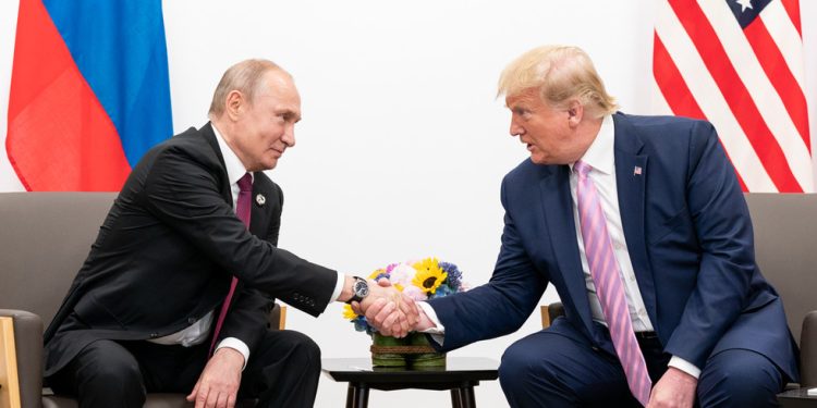 Nekoliko zemalja spremno je ugostiti razgovore Putina i Trumpa – pomoćnik Kremlja – RT Rusija i bivši Sovjetski Savez