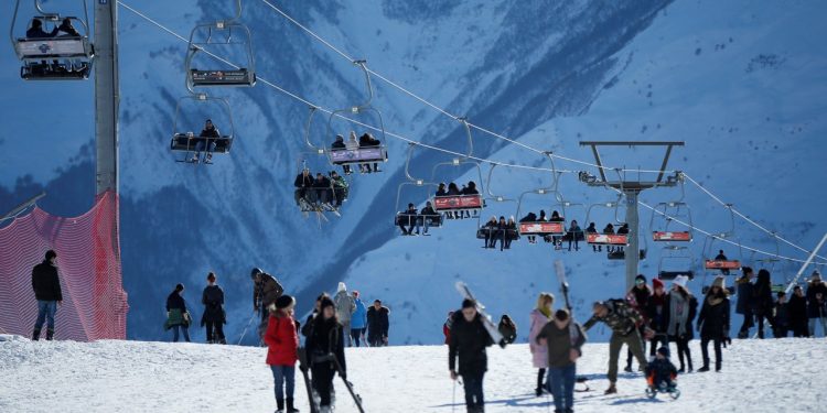 Nesreća na gruzijskom skijalištu ostavila je 11 mrtvih Indijaca, priopćilo je veleposlanstvo