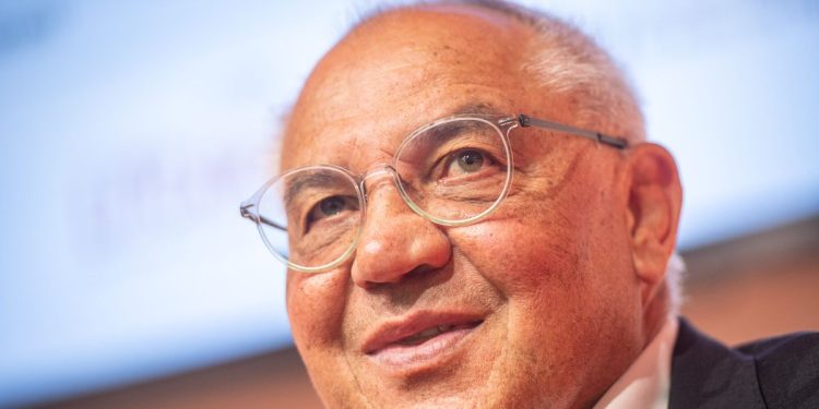 Njemačka, Magath blizu povratka na klupu njemačke treće lige