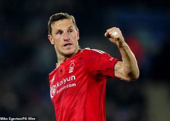 Nottingham Forest otvara pregovore s Chrisom Woodom o novom ugovoru – s facom koja je u formi, 33, ističe ugovor na kraju sezone
