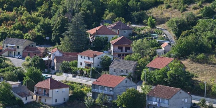 “OSTANI TU”: Gradonačelnik Bulj odobrio gotovo 300.000 eura potpora za mlade obitelji