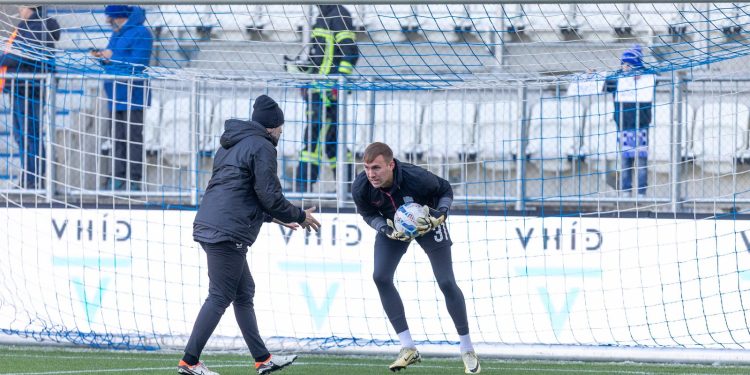 OTVARAJU 18. KOLO Poznati sastavi Osijeka i Istre 1961 | NACIONAL.HR