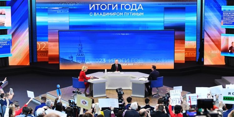 Objavljen datum Putinovog maratona pitanja i odgovora 2024. — RT Rusija i bivši Sovjetski Savez