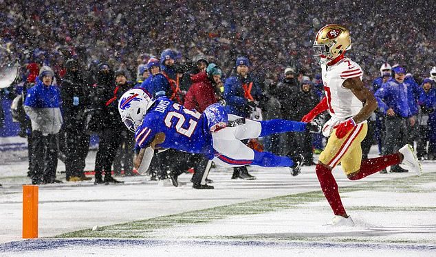 Obožavatelji se ne mogu zasititi ‘savršene’ NFL snježne igre dok Bills igra protiv 49ersa, a Josh Allen ulazi u povijest