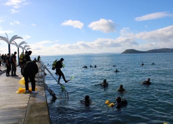 Održana velika božićna eko akcija čišćenja podmorja kod gradskog kupališta Jadran