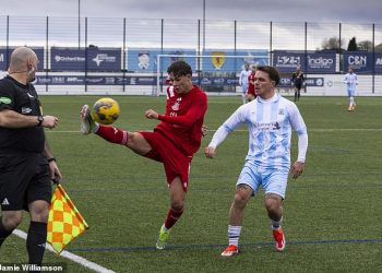 On The Road: Osjećaji su uzburkani nakon što je kontroverzno oduzimanje bodova gurnulo Gartcairn u borbu za ispadanje