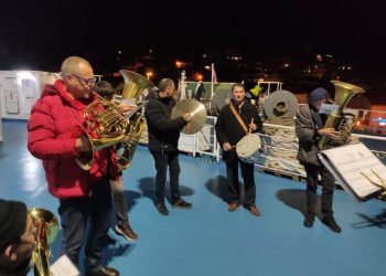 Orkestar priredio iznenađenje za sve putnike